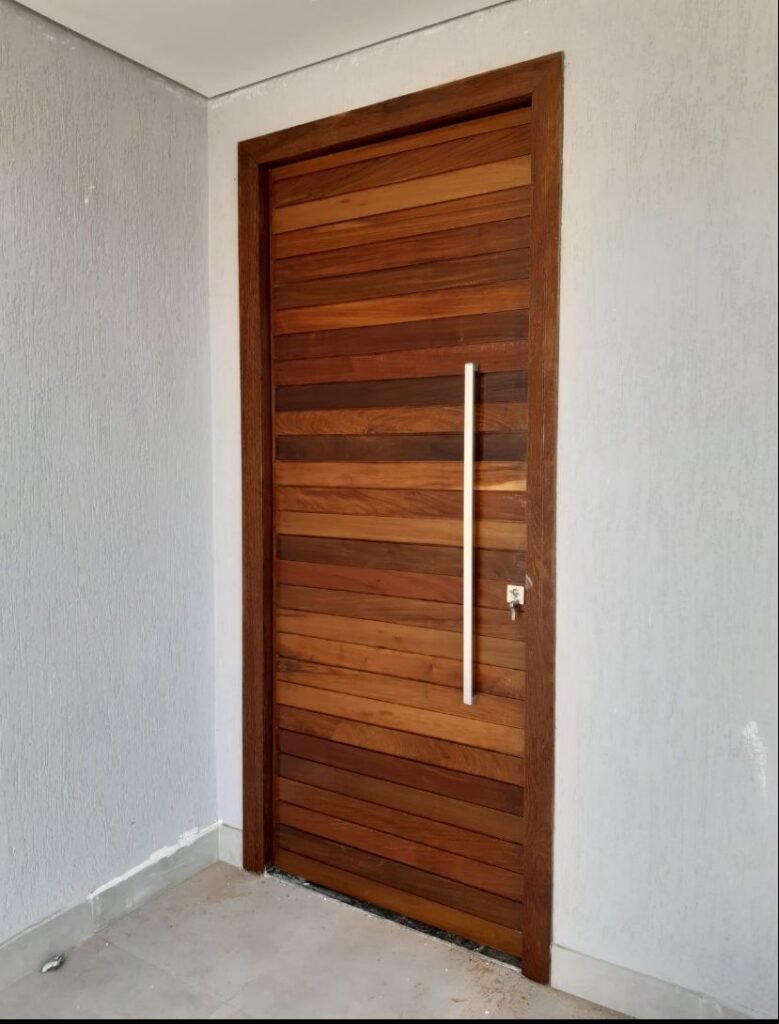 PORTA PIVOTANTE MADEIRA SOB MEDIDA